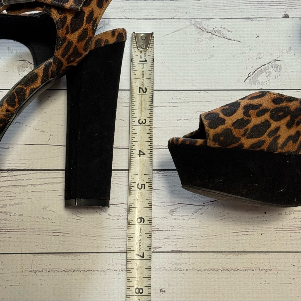3 for $10 Leopard Print Platform Heels - Picture 7 of 7